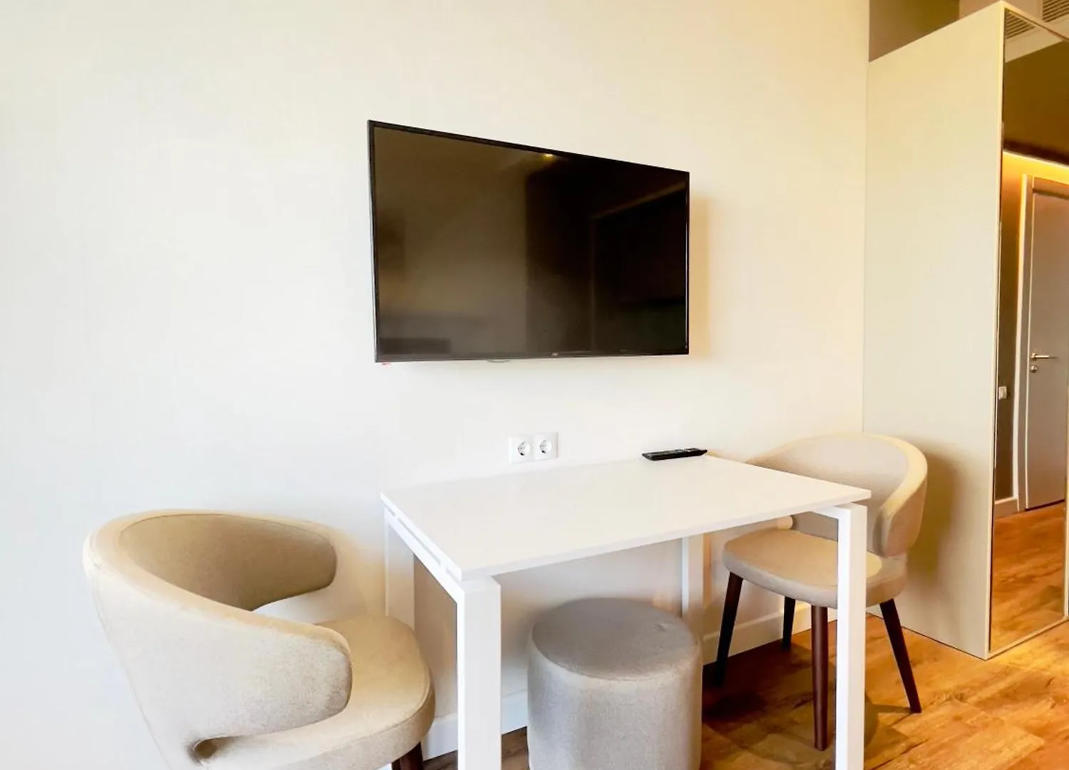 Mountain & Sea View Studio At Alliance Batumi 0*,
