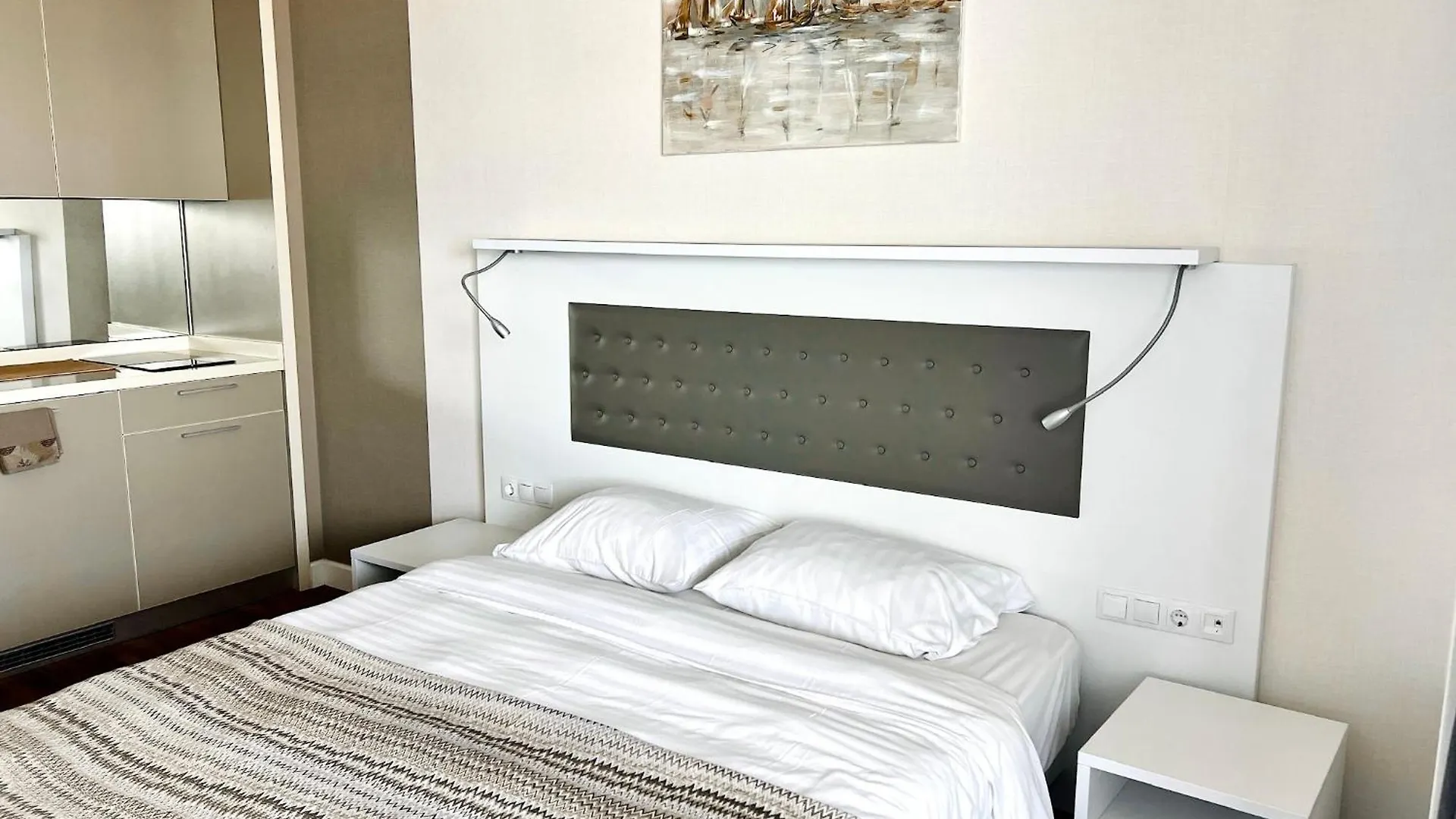 Apartment Mountain & Sea View Studio At Alliance Batumi Georgia